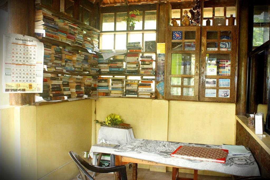Jickys Nest Hotel Varkala Ngoại thất bức ảnh