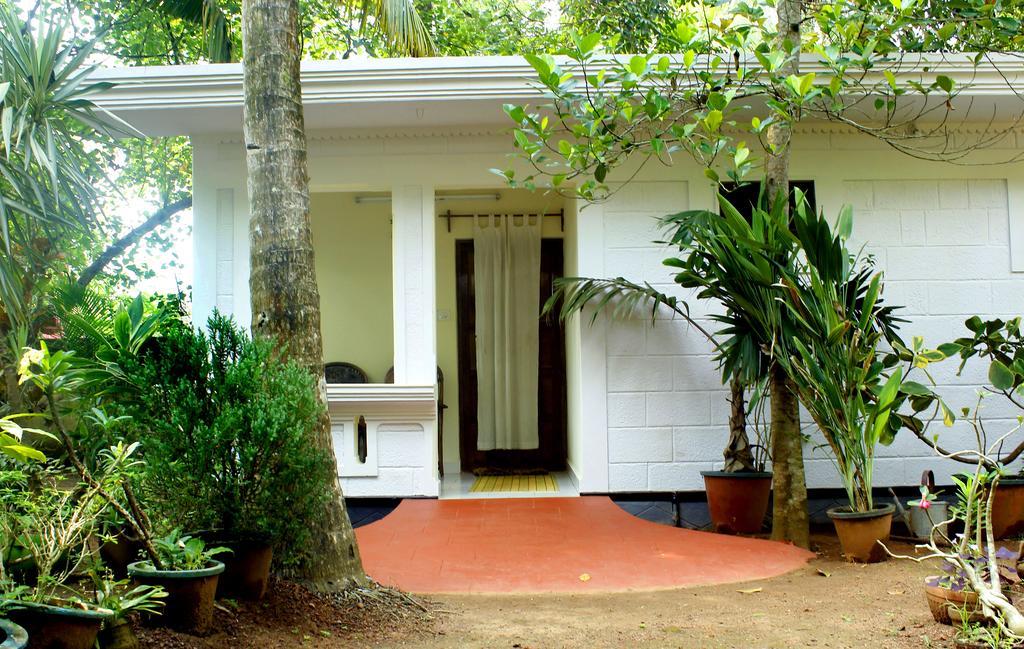 Jickys Nest Hotel Varkala Phòng bức ảnh