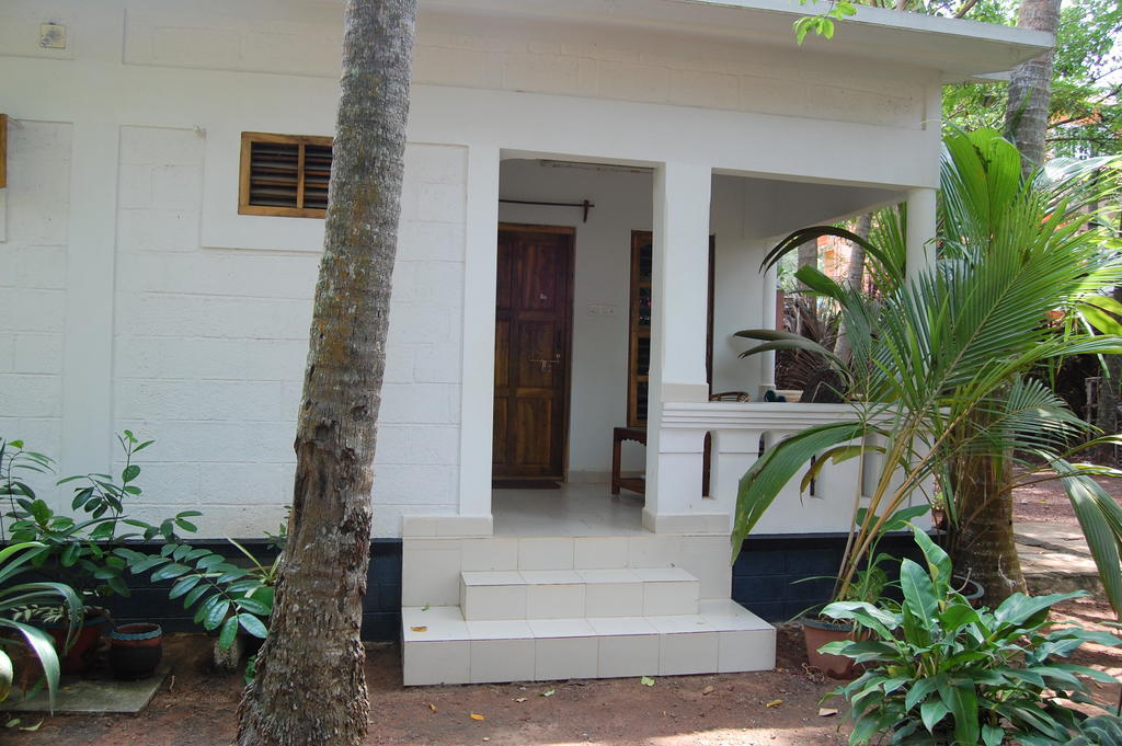 Jickys Nest Hotel Varkala Phòng bức ảnh