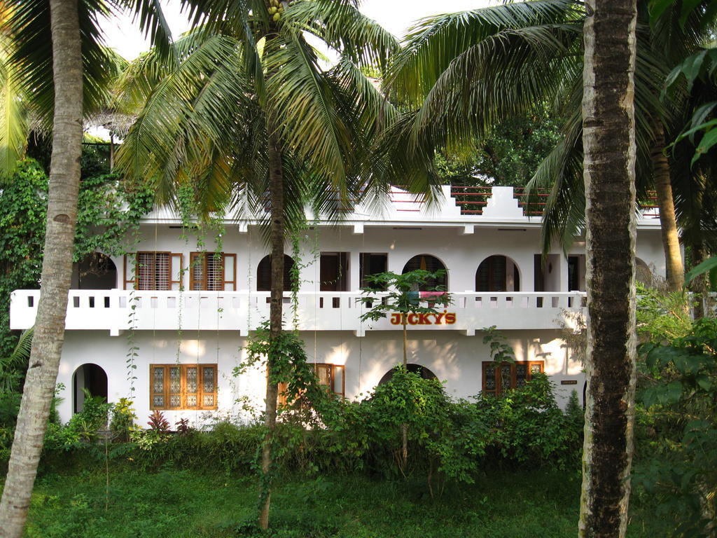 Jickys Nest Hotel Varkala Ngoại thất bức ảnh